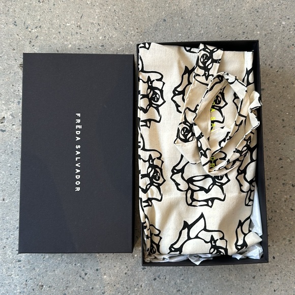 NEW IN BOX 〰️ FREDA SALVADOR roma ballet flat in crystal woven leather - Picture 6 of 6